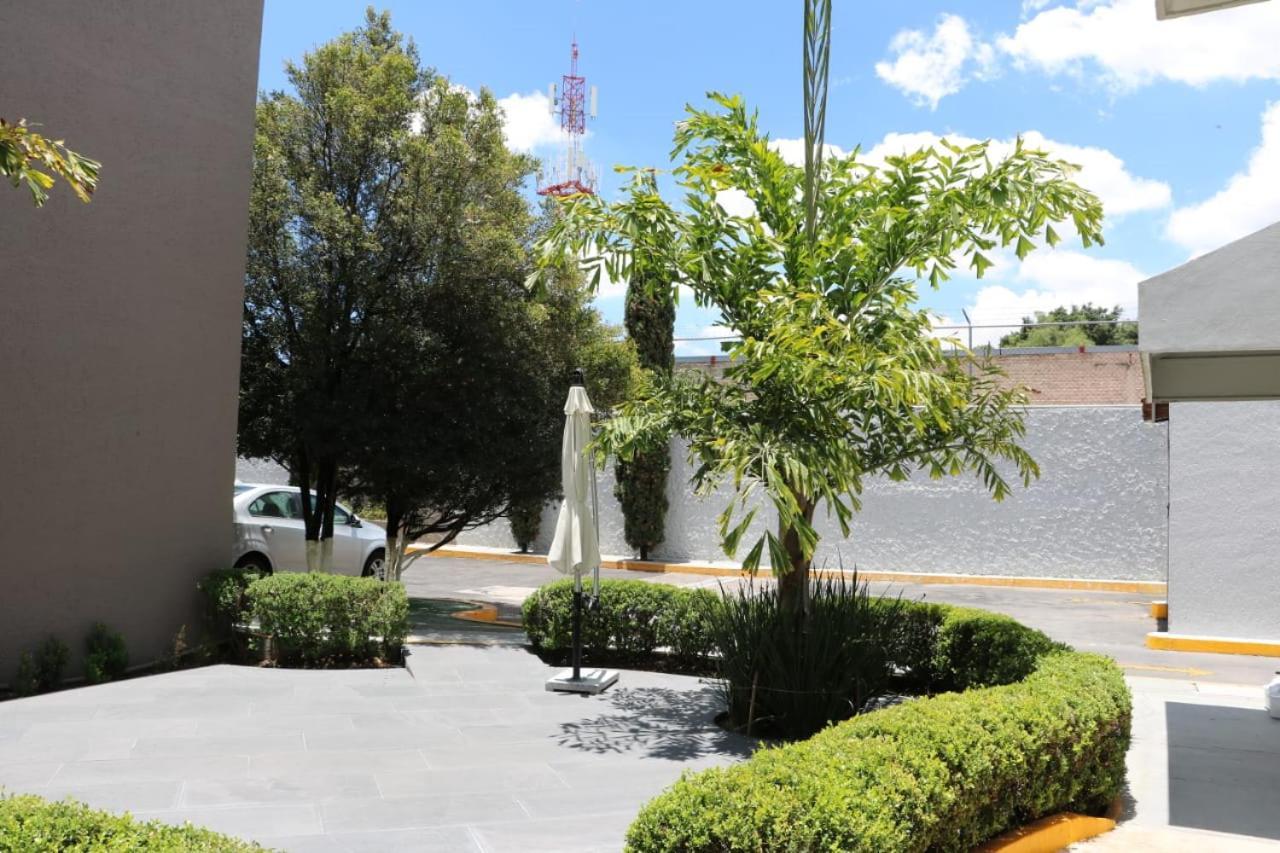Cypres Hotel & Suites Zapopan Luaran gambar