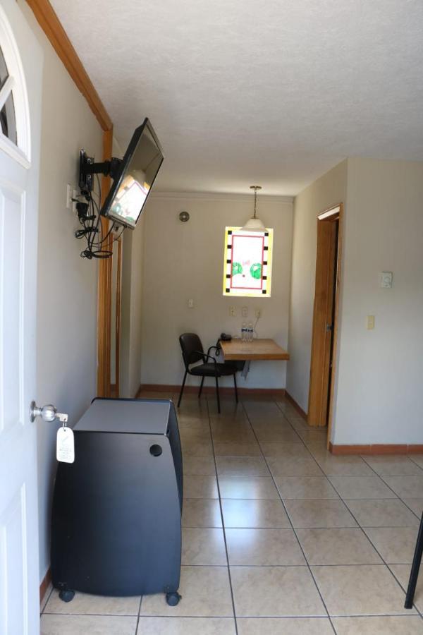 Cypres Hotel & Suites Zapopan Luaran gambar